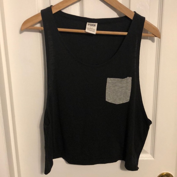 Pink tanks - Picture 4 of 8